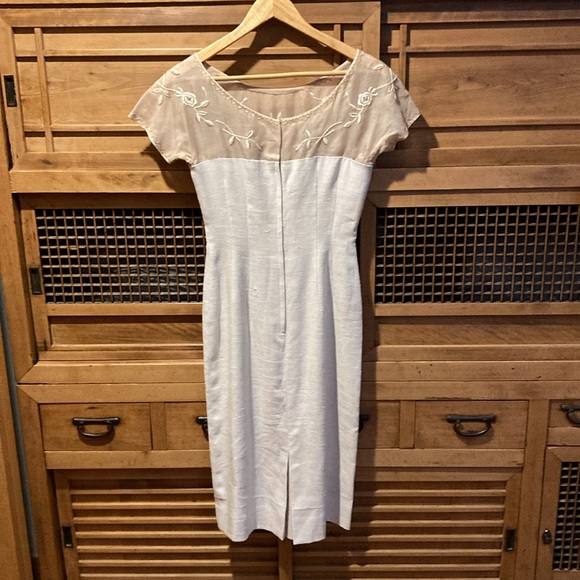 Vintage linen fitted dress and matching coat - Picture 4 of 6